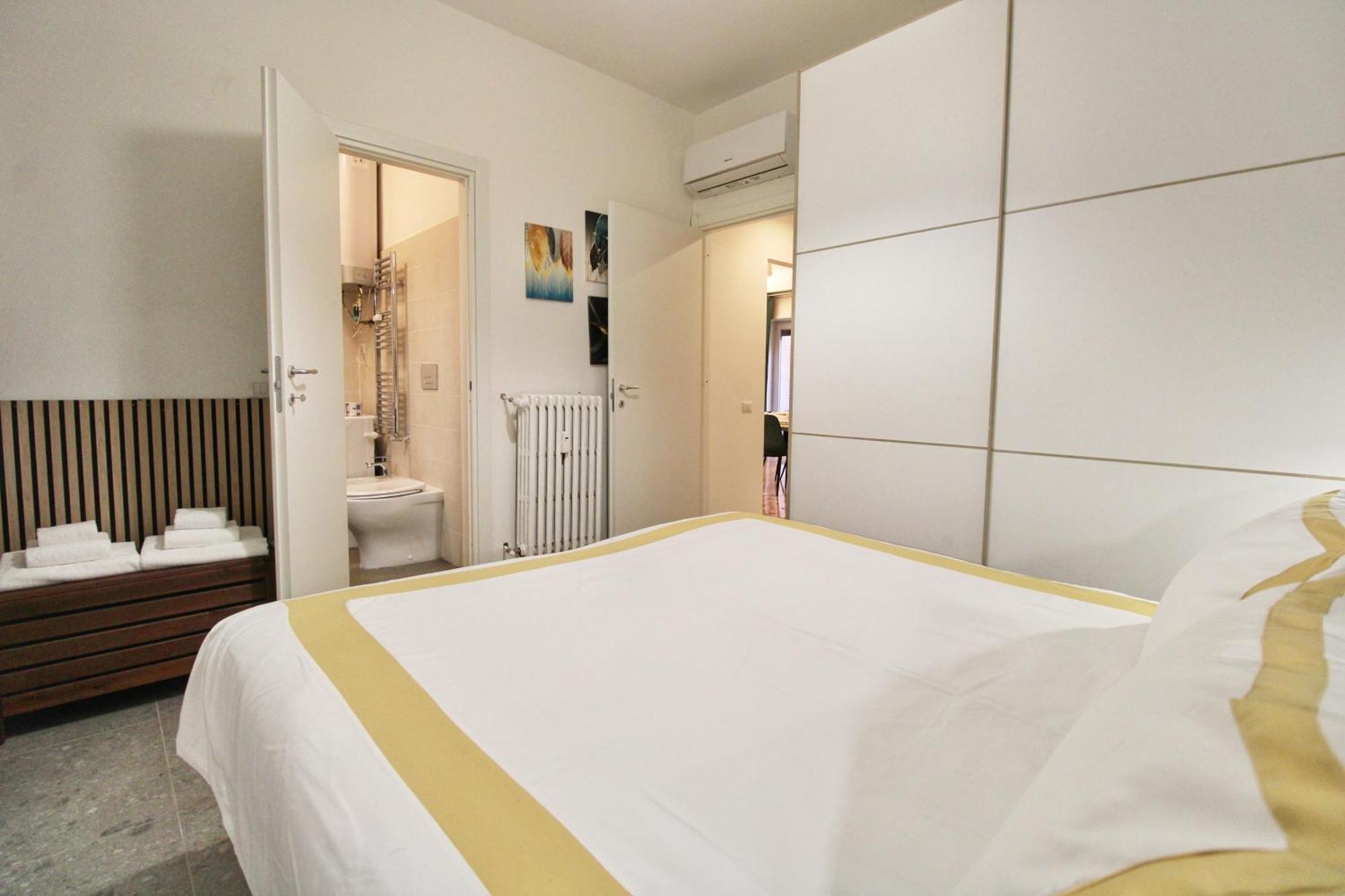 Delicious 2 Bed Room Apartment And Garden By Yh Rome Luaran gambar