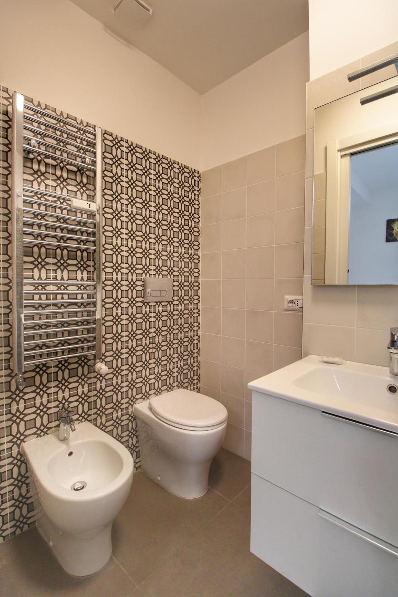 Delicious 2 Bed Room Apartment And Garden By Yh Rome Luaran gambar